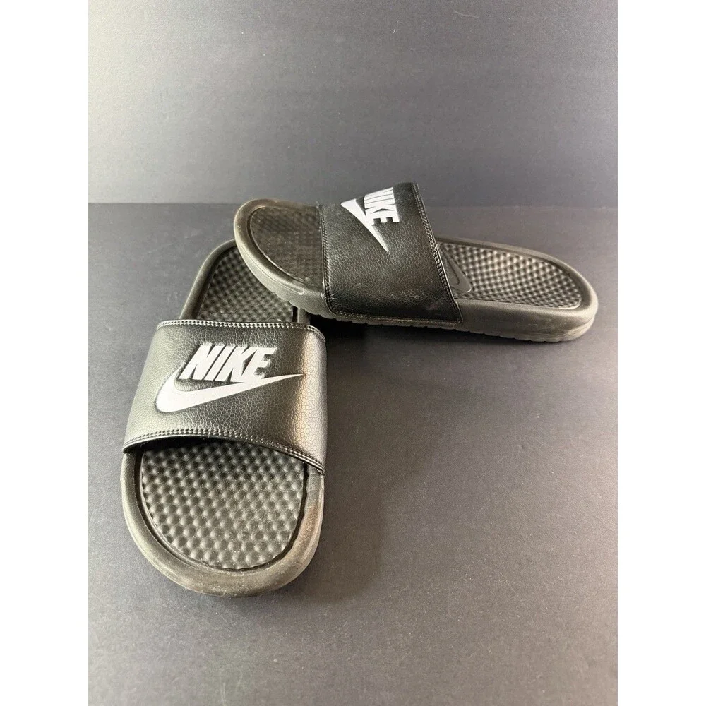 Nike Mens Size 8 Black Slip-On Slide Sandals Benassi JDI 343880-090 w/ Logo